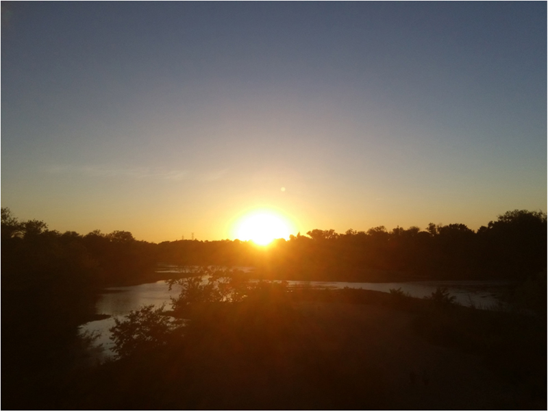 American River sunrise near Sacramento