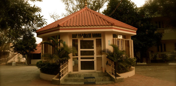 Ashram-Hall